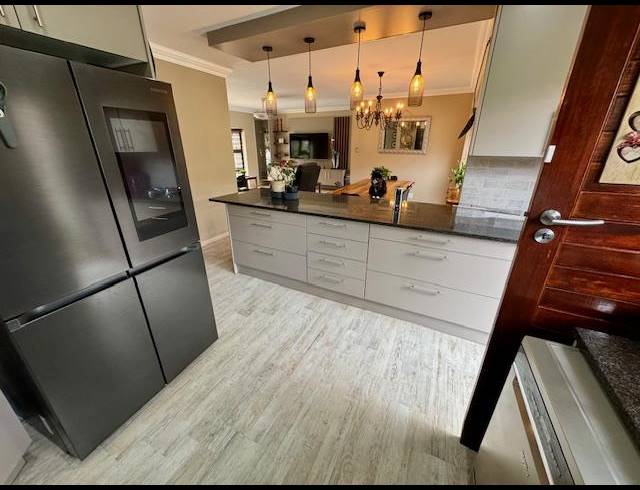 3 BEDROOM CLUSTER FOR SALE IN RYNFIELD